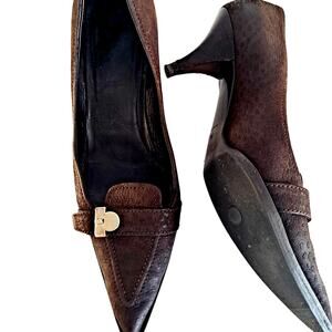 Vintage 90s Prada Italy Ostrich Kitten Heel Pointy Toe Dk Brown 39.5 Logo Charms